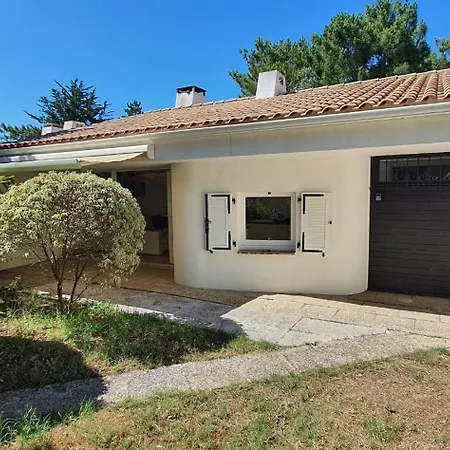 Casa vacanze Charmante Maison De Plain Pied Rénovée Et Climatisée En Lisière De Forêt *