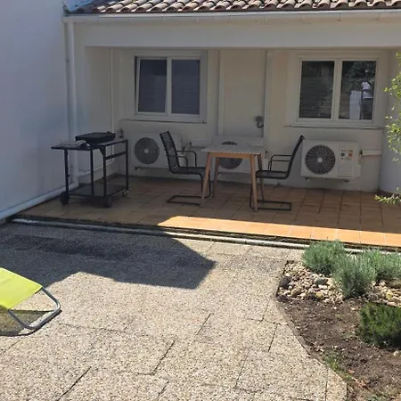 Charmante Maison De Plain Pied Rénovée Et Climatisée En Lisière De Forêt Casa vacanze