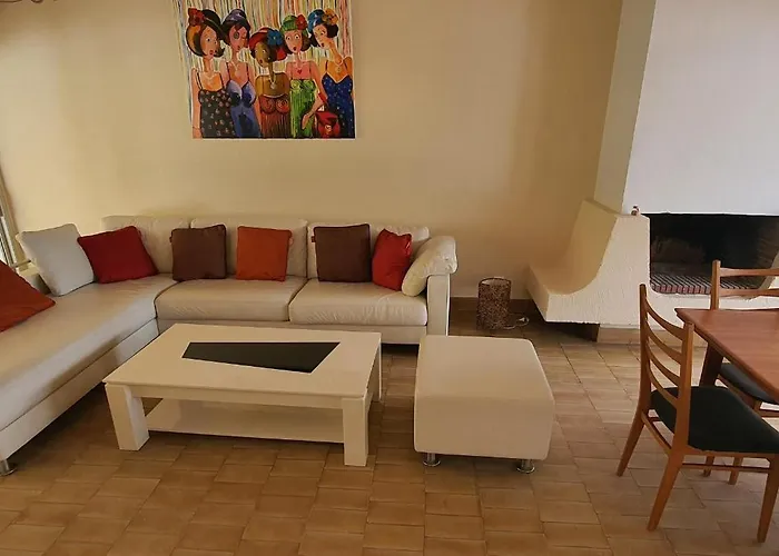 Charmante Maison De Plain Pied Renovee Et Climatisee En Lisiere De Foret 펜션 *