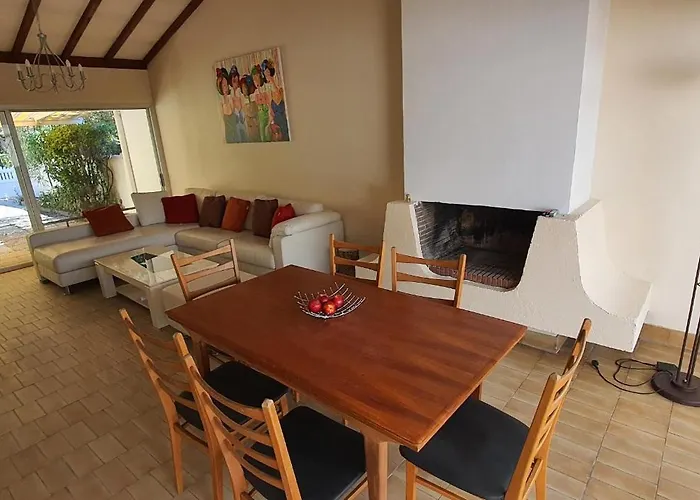 펜션 Charmante Maison De Plain Pied Renovee Et Climatisee En Lisiere De Foret