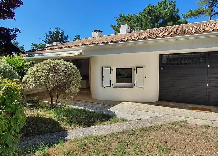 펜션 Charmante Maison De Plain Pied Renovee Et Climatisee En Lisiere De Foret *