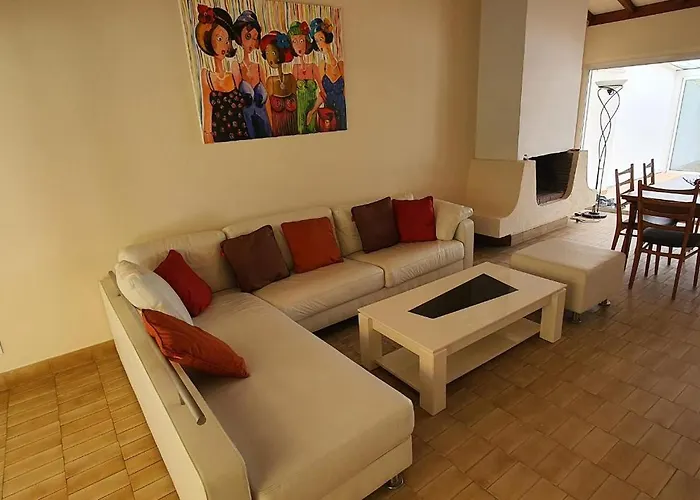 Charmante Maison De Plain Pied Renovee Et Climatisee En Lisiere De Foret 펜션